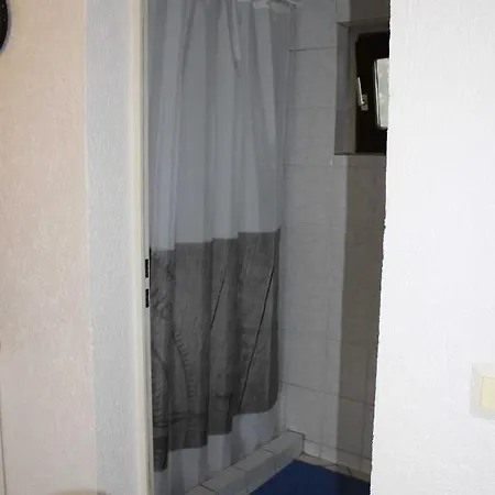 アパート Reinecke Brigitte Re Zemitz