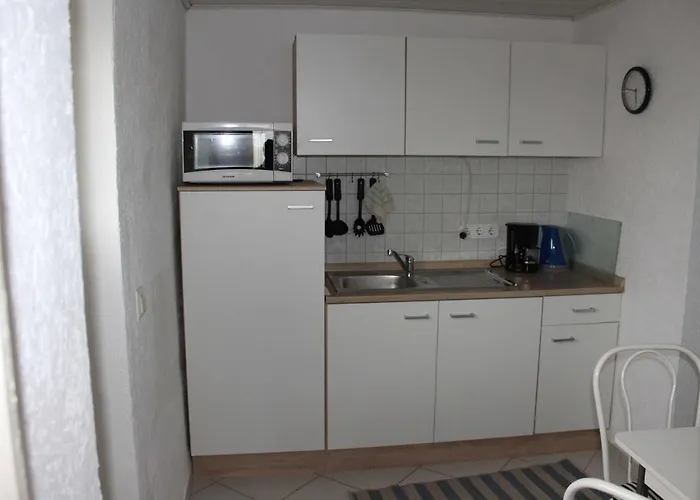 Reinecke Brigitte Re Lejlighed Zemitz