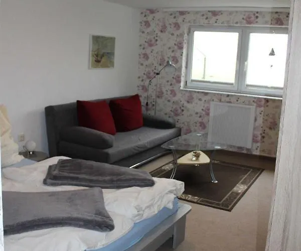 Reinecke Brigitte Re Lejlighed